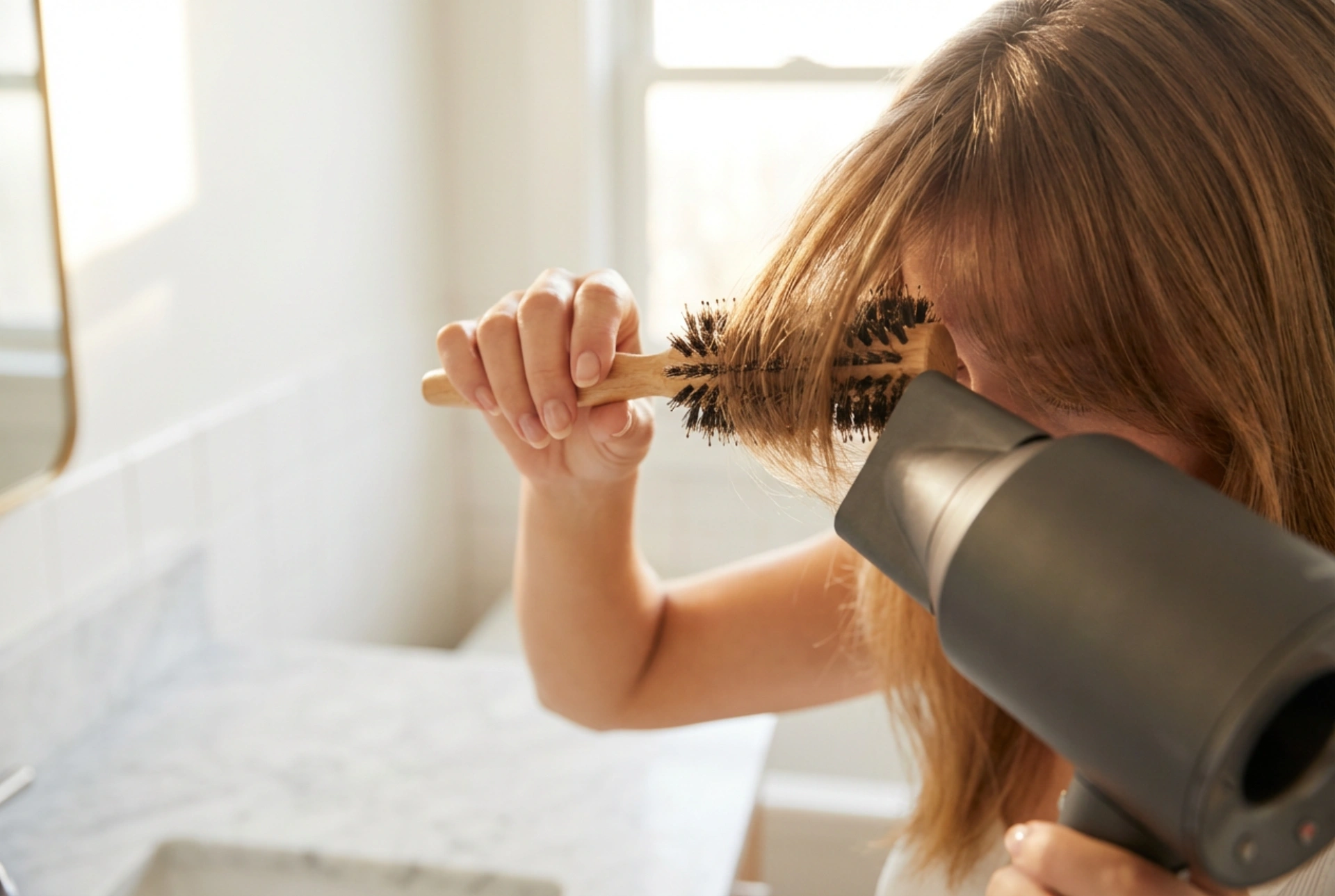 Лек бретон: как да го подстрижете, изсушите и придадете обем