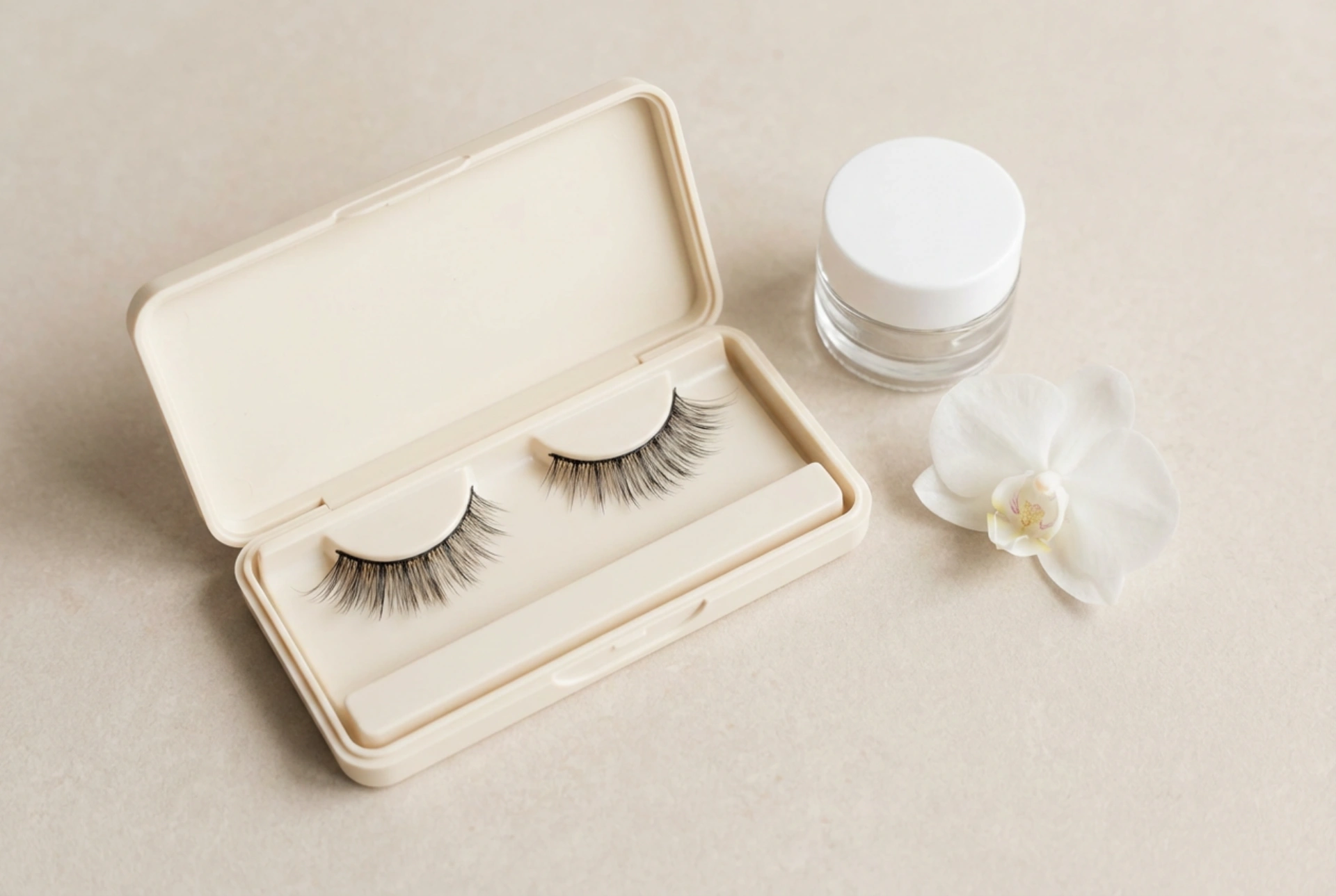 Магнитни мигли без очна линия: напасване и грижа след употреба